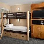 Anaheim Portofino Inn & Suites